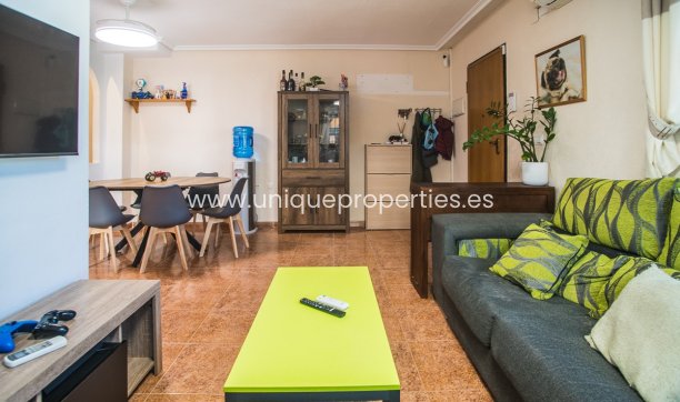 Resale - House -
VISTABELLA GOLF - Entre Naranjos