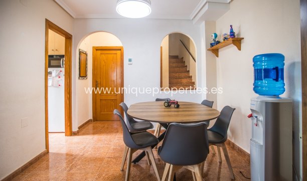 Resale - House -
VISTABELLA GOLF - Entre Naranjos