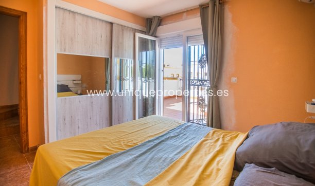 Resale - House -
VISTABELLA GOLF - Entre Naranjos