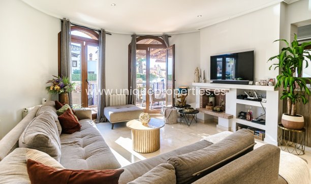 Resale - House -
Algorfa - ALGORFA