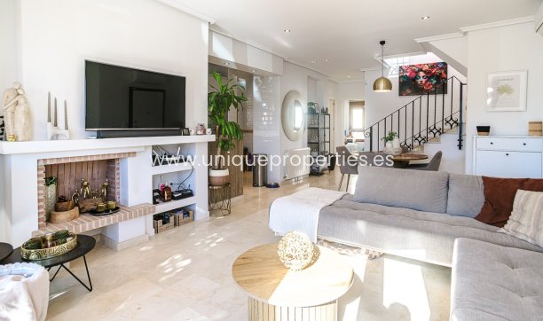 Resale - House -
Algorfa - ALGORFA