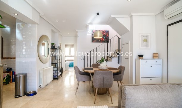Resale - House -
Algorfa - ALGORFA