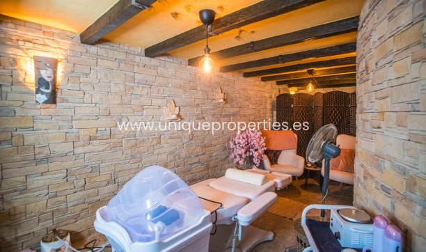 Resale - House -
Algorfa - ALGORFA
