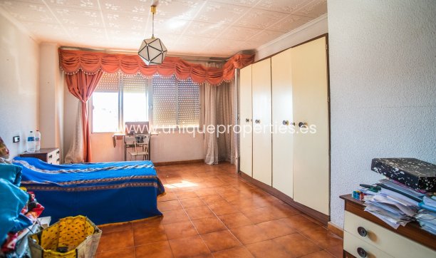 Resale - House -
Orihuela - Redovan