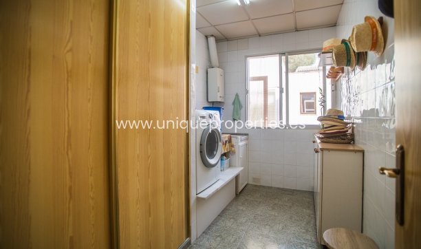 Resale - Villa -
Orihuela - La Matanza