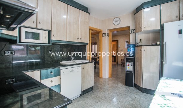 Resale - Villa -
Orihuela - La Matanza