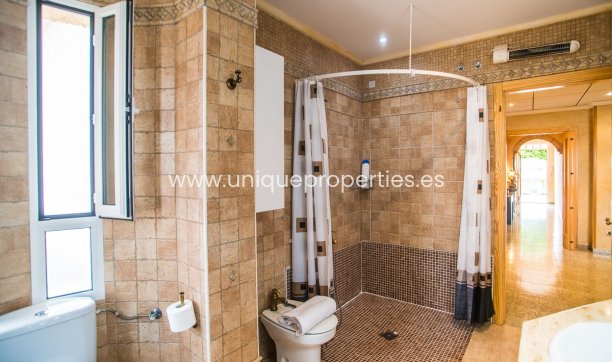 Resale - Villa -
Orihuela - La Matanza