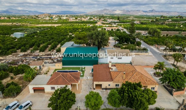 Resale - Villa -
Orihuela - La Matanza