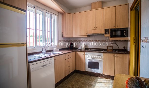Resale - Villa -
Orihuela - La Matanza