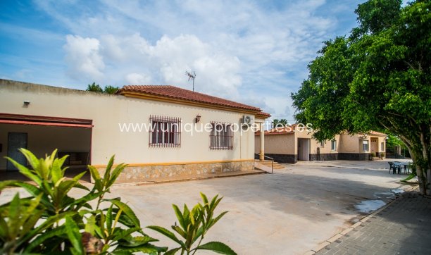 Resale - Villa -
Orihuela - La Matanza