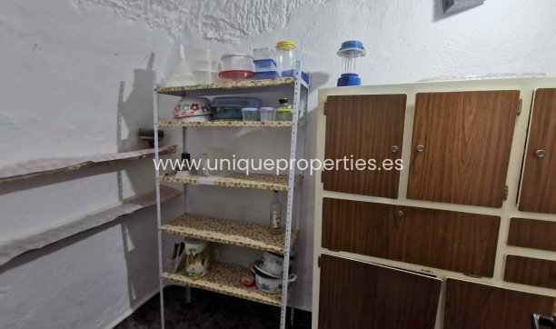 Herverkoop - Cave House -
Benamaurel