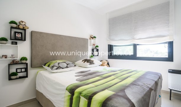 Resale - Apartment -
Pilar de la Horadada - Lo Romero Golf