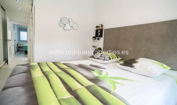Resale - Apartment -
Pilar de la Horadada - Lo Romero Golf