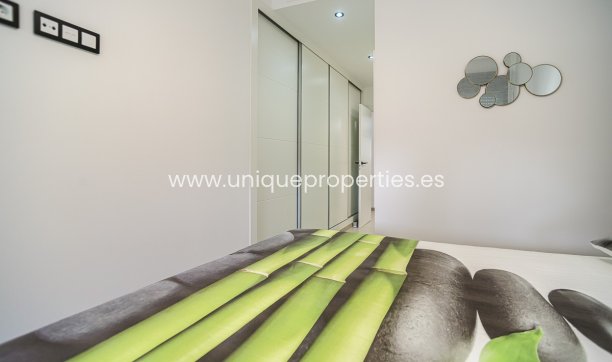 Resale - Apartment -
Pilar de la Horadada - Lo Romero Golf