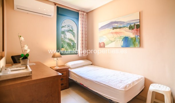 Resale - House -
Torrevieja - LOS BALCONES - LOS ALTOS