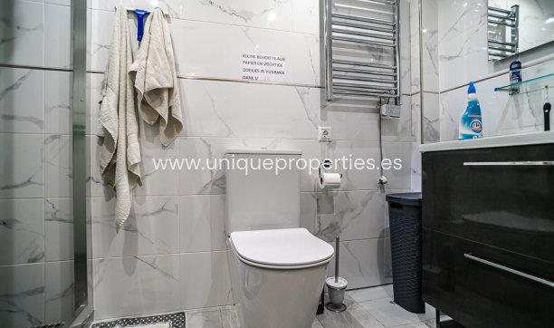Resale - House -
Torrevieja - LOS BALCONES - LOS ALTOS