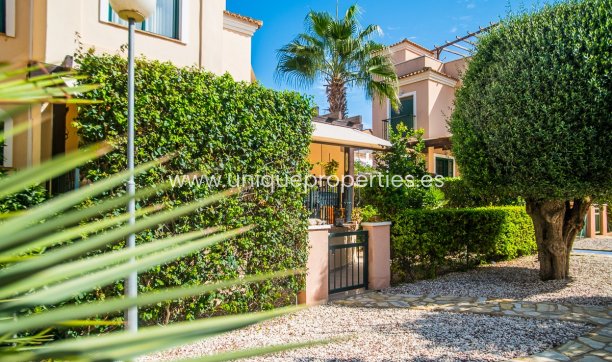 Resale - House -
Torrevieja - LOS BALCONES - LOS ALTOS