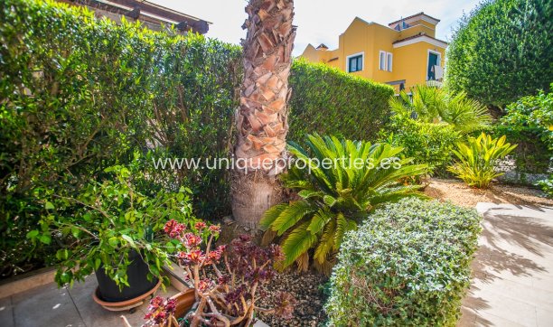 Resale - House -
Torrevieja - LOS BALCONES - LOS ALTOS