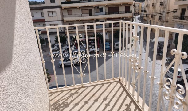 Revente - Apartment -
Purchena