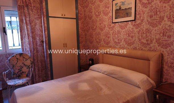 Reventa - Village House -
Cela