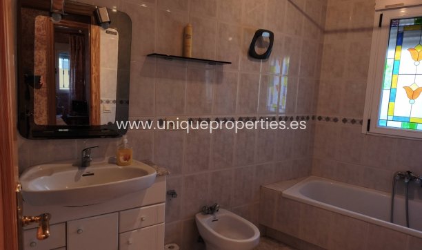 Reventa - Village House -
Cela