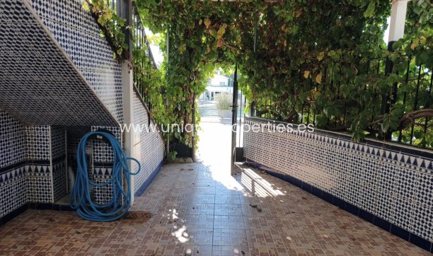 Reventa - Village House -
Cela