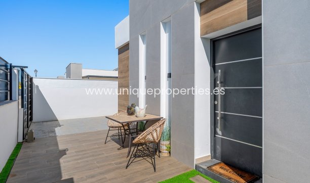 Revente - Villa -
FORTUNA - LAS KALENDAS