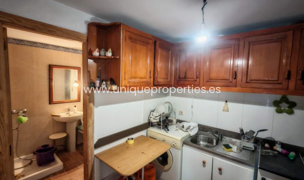 Resale - Village House -
Purchena