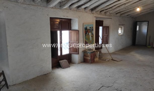 Revente - Village House -
Higueral
