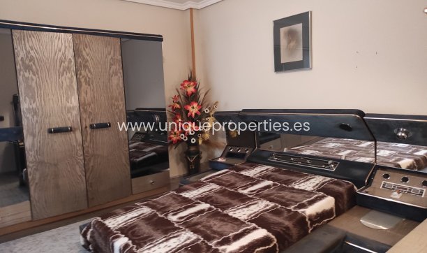 Resale - Village House -
Tijola