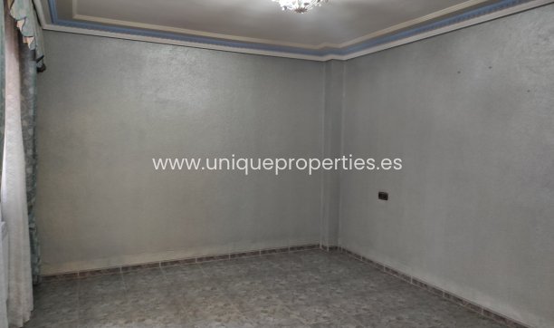 Resale - Village House -
Tijola