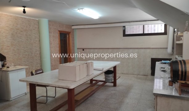 Resale - Village House -
Tijola