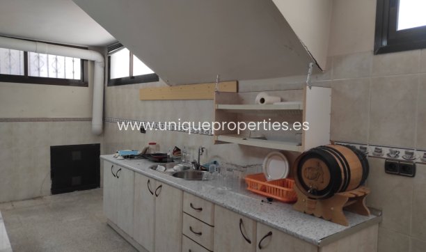 Resale - Village House -
Tijola