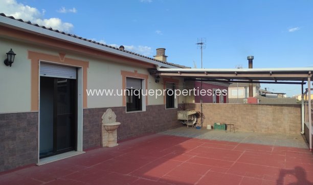 Resale - Village House -
Tijola