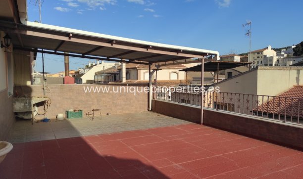 Resale - Village House -
Tijola