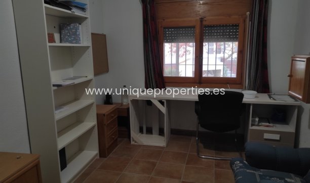 Resale - Villa -
Cela