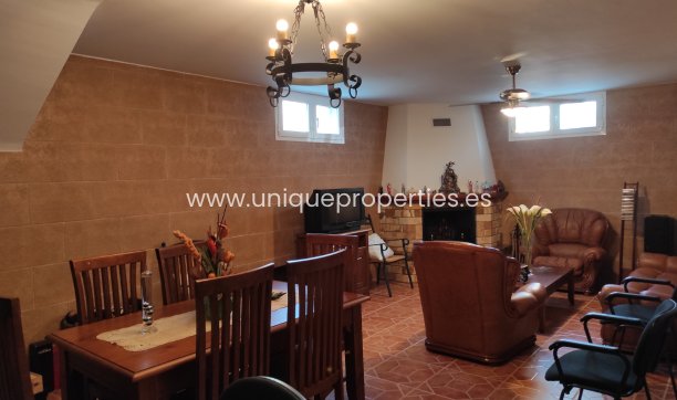 Resale - Village House -
Olula del Rio