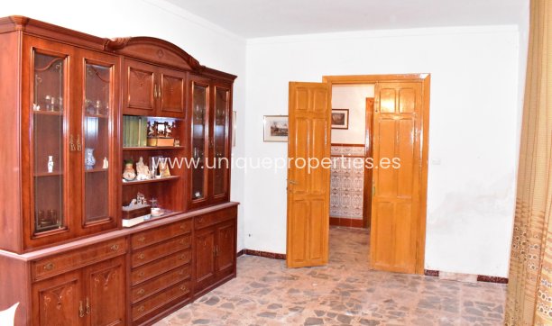 Reventa - Village House -
Sufli