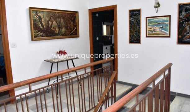 Reventa - Village House -
Sufli