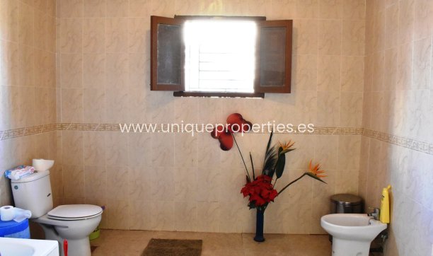 Herverkoop - Village House -
Purchena