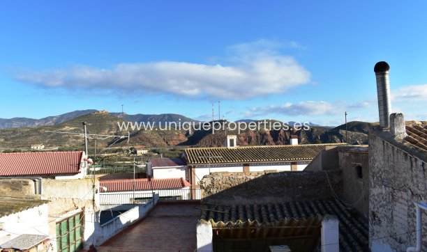 Herverkoop - Village House -
Purchena