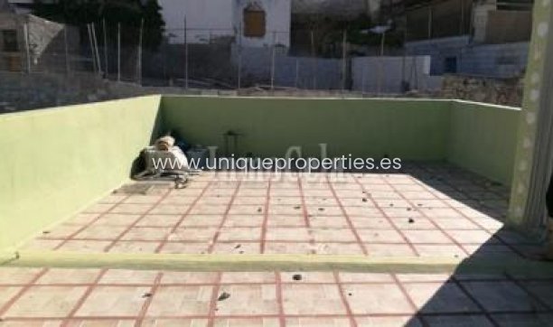 Resale - Village House -
Purchena