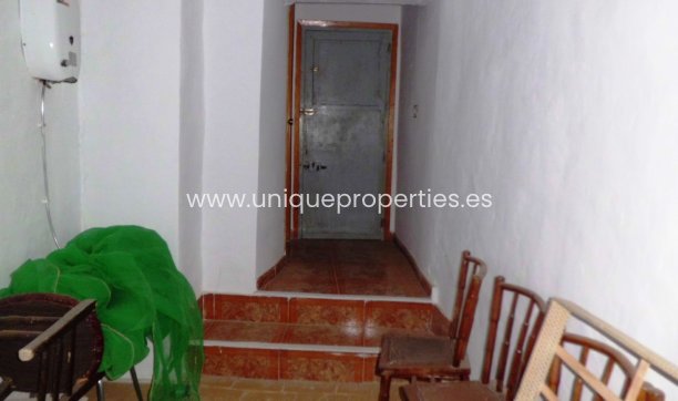 Resale - Village House -
Higueral