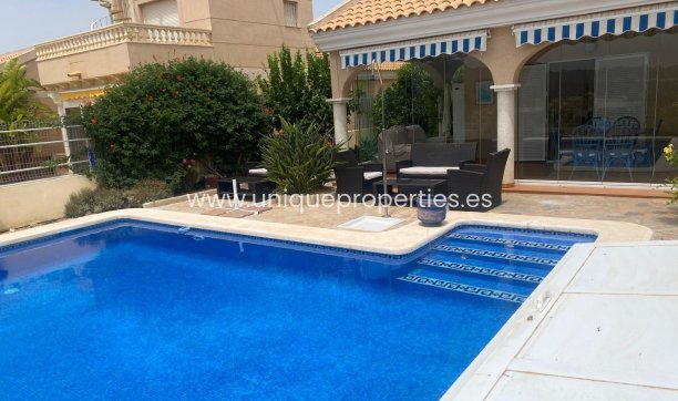 Resale - House - Semi-Detached House -
San Juan de Los Terreros - San Juan de los Terreros  centro