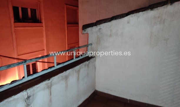 Resale - Village House -
Baza