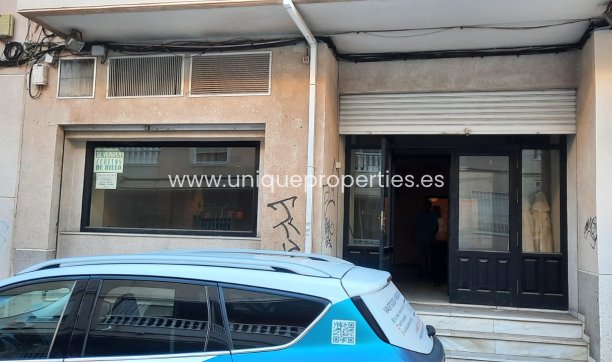 Resale - Commercial Property -
Torrevieja - Playa del Cura