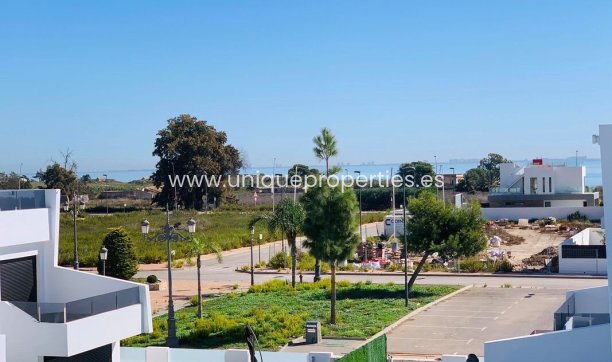 Herverkoop - Villa -
LOS ALCÁZARES - Serena Golf